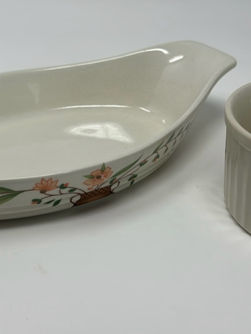 Two-piece vintage Countryside Stoneware Set